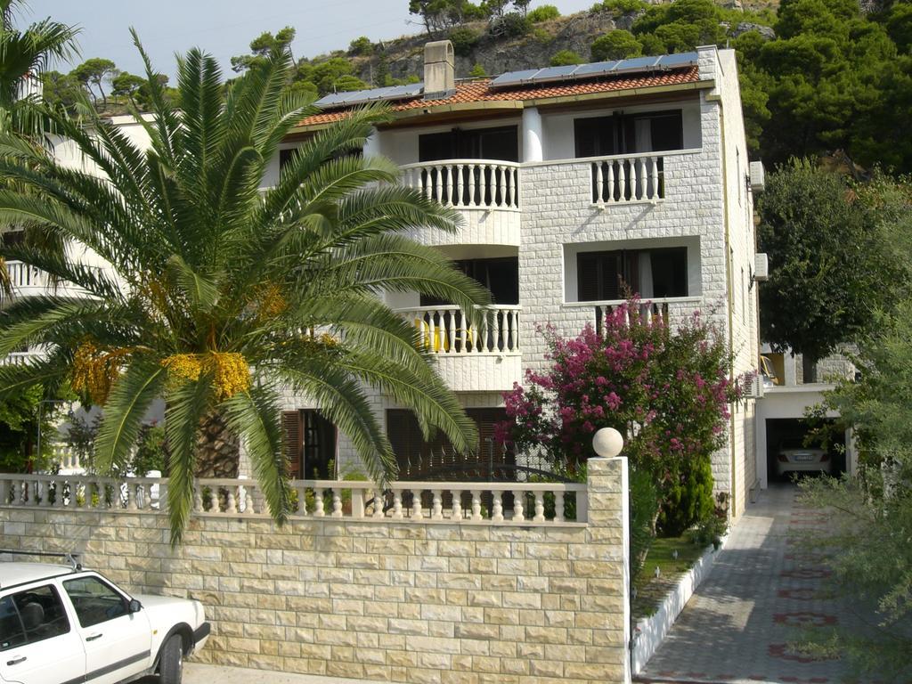 Studio Apartmani Topic Omiš Esterno foto