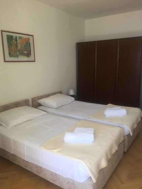 Studio Apartmani Topic Omiš Esterno foto